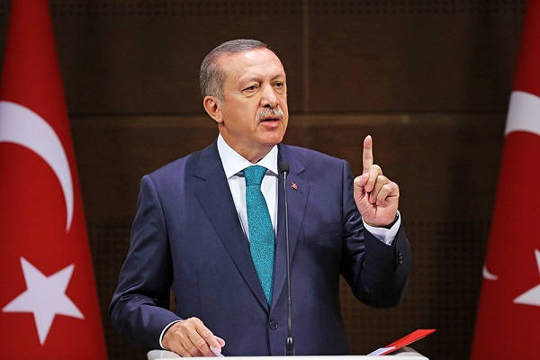 Эрдоган пригрозил открыть границы с ЕС для беженцев